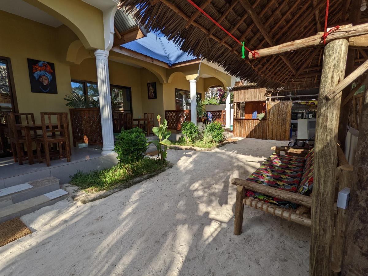 Mkadi Beach House Hotel Nungwi Exterior photo