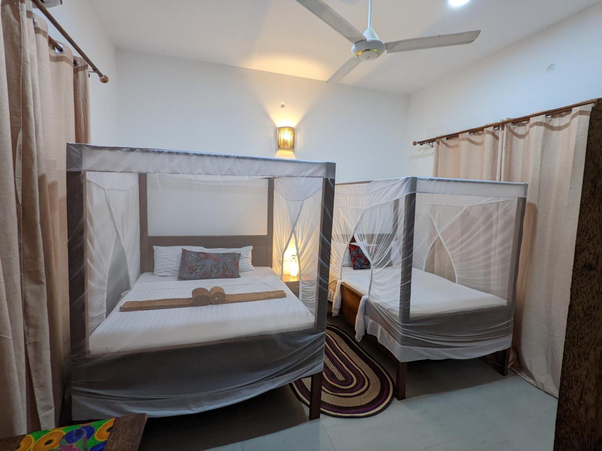 Mkadi Beach House Hotel Nungwi Room photo